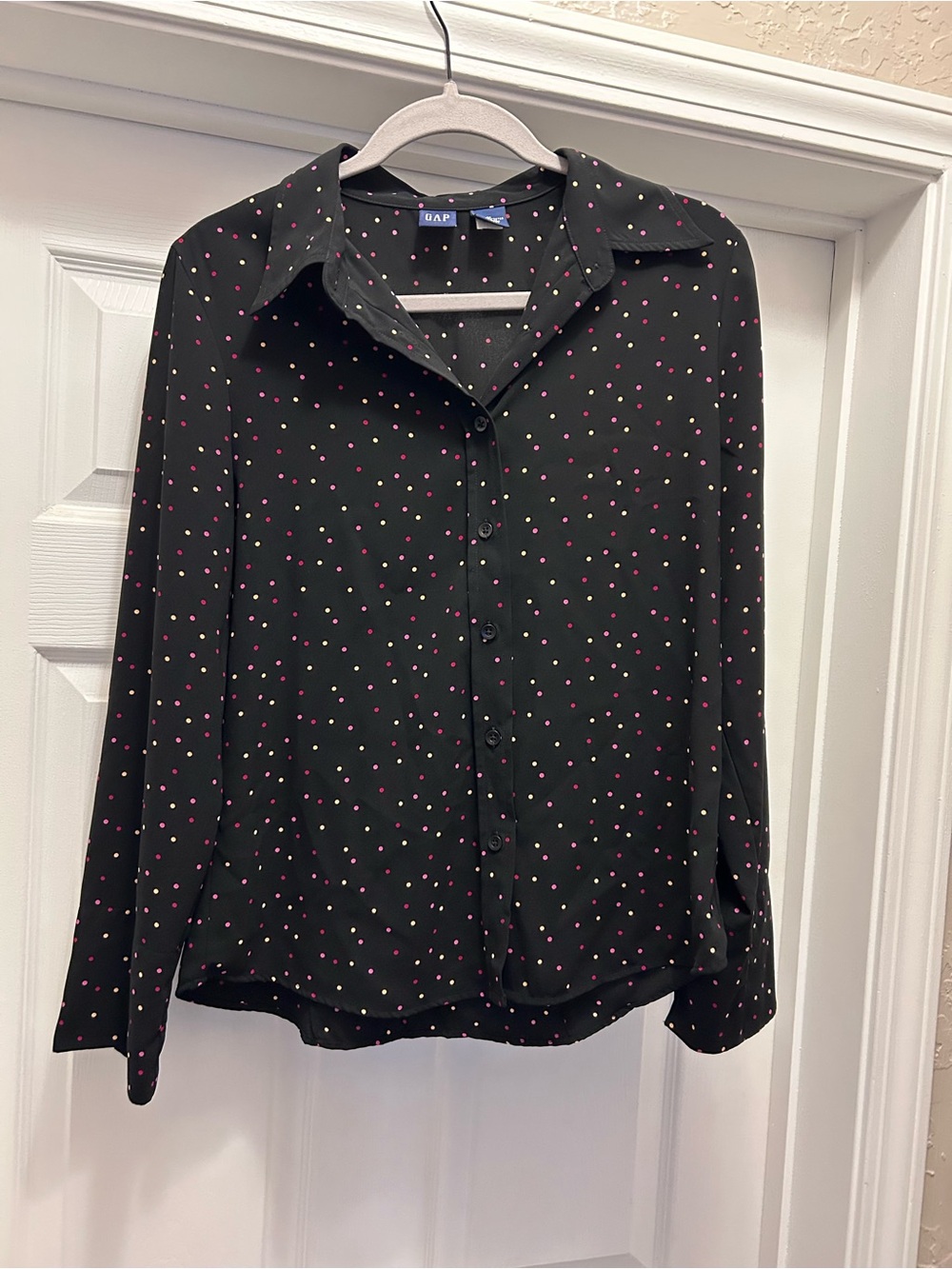 GAP Black Button-Down Blouse with Pink and Cream Polka Dots